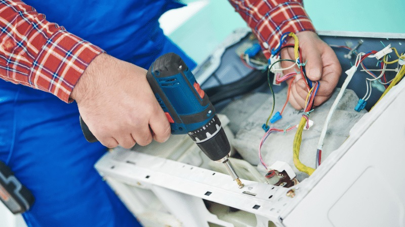 Esenyurt Altus Altus çamaşır makinesi kart tamiri – Su almama arızası orijinal parça ile giderildi. - Teknik servis örneği